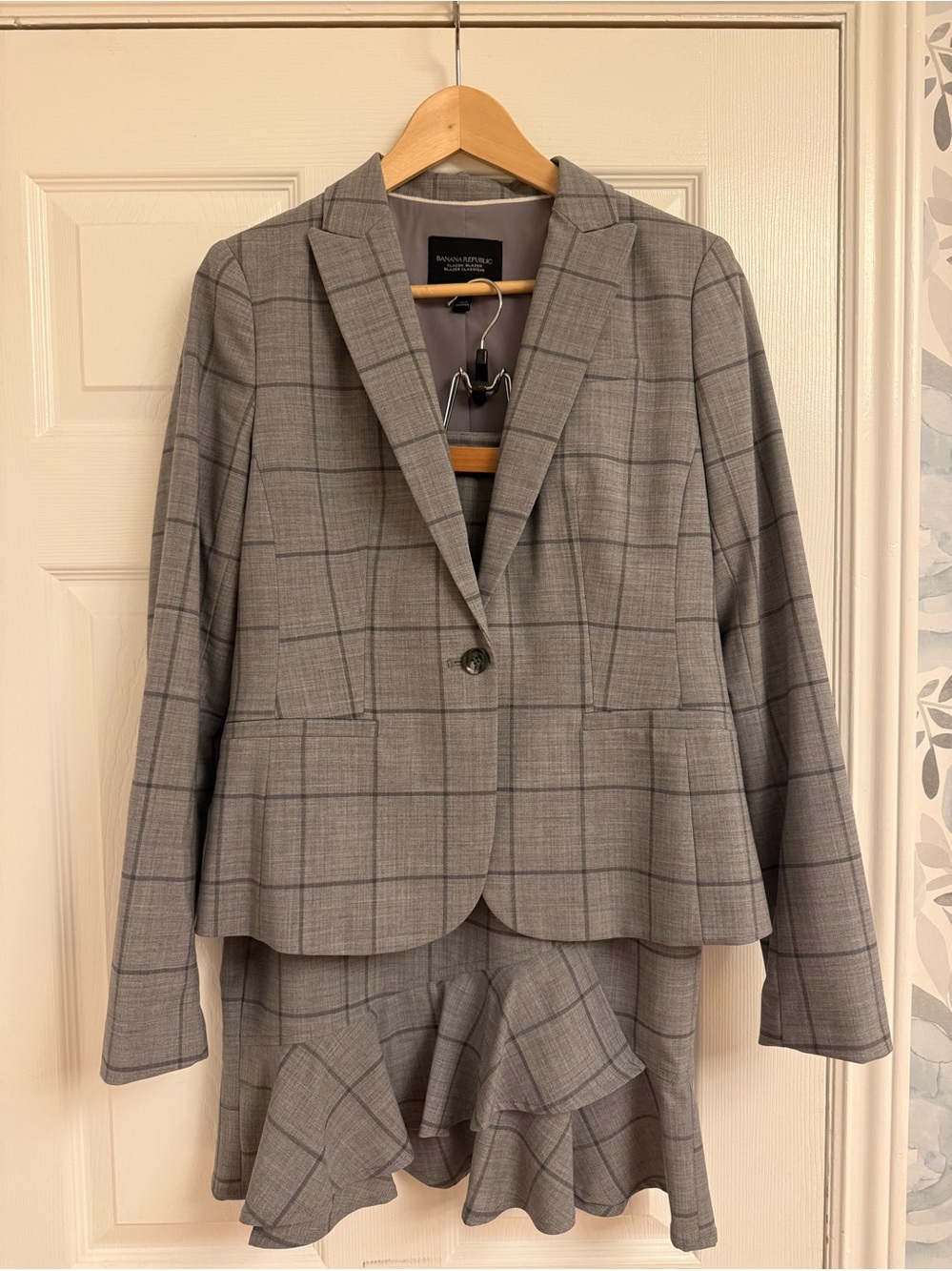 Banana Republic Gray Windowpane Blazer with Matching Ruffle Skirt